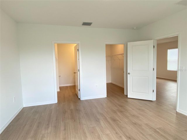 32354 WEATHERED OAK DRIVE, Wesley Chapel, FL 33543