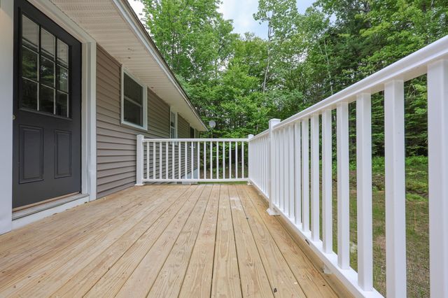 877 St Johnsbury Road, Littleton, NH 03561