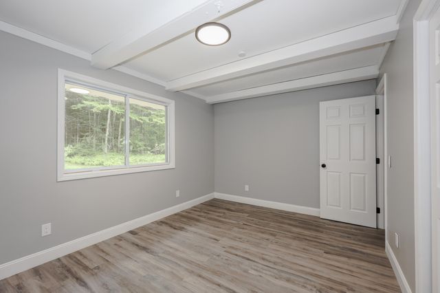 877 St Johnsbury Road, Littleton, NH 03561