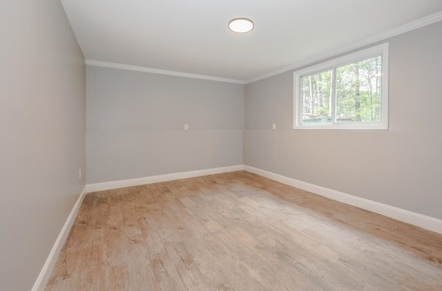 877 St Johnsbury Road, Littleton, NH 03561