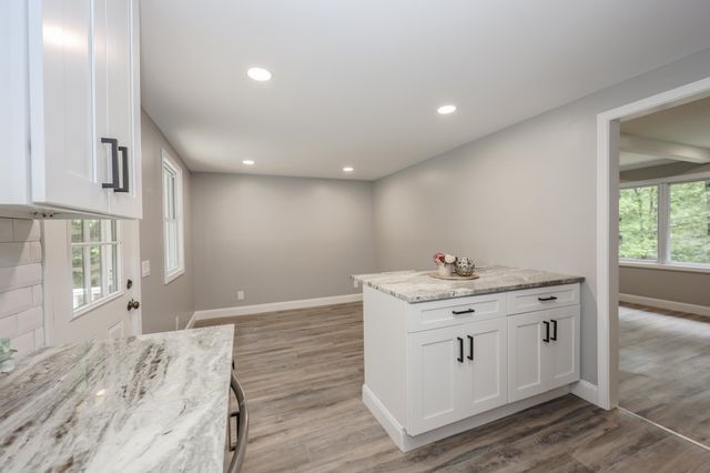 877 St Johnsbury Road, Littleton, NH 03561