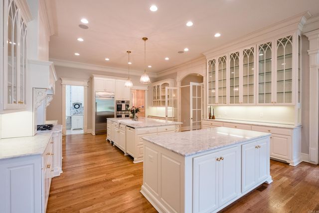 48 Chenal Circle, Little Rock, AR 72223