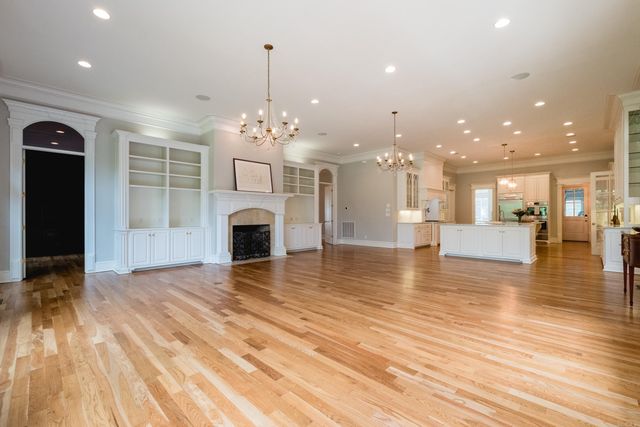 48 Chenal Circle, Little Rock, AR 72223