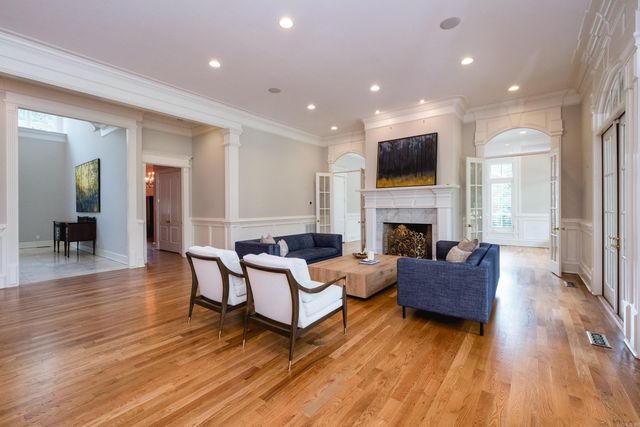48 Chenal Circle, Little Rock, AR 72223