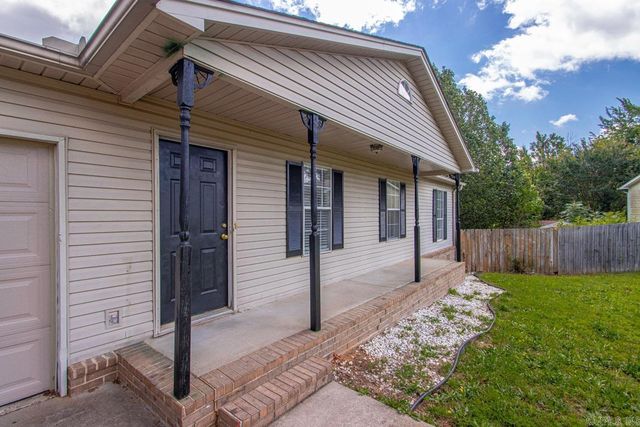 13825 Ridge Crest Drive, Alexander, AR 72002