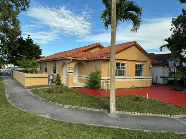 7599 W 4th Court, Hialeah, FL 33014