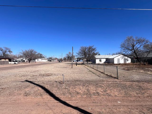 109 NW 5th Street, Dimmitt, TX 79027