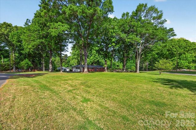 3229 Zelda Lane, Matthews, NC 28105