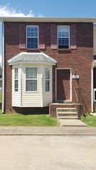 237 State Line Dr, Oak Grove, KY 42262