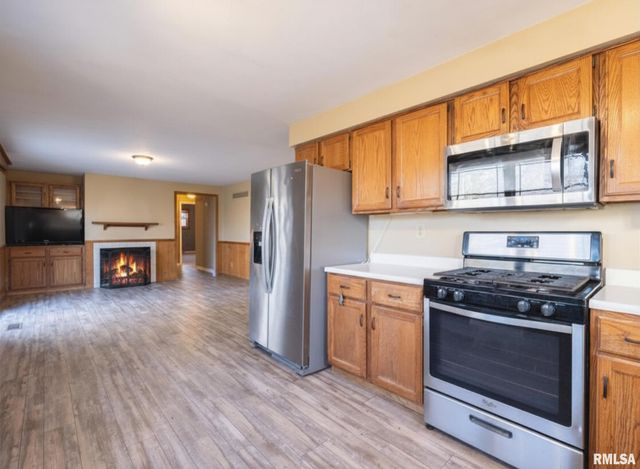 1417 W BRENTWOOD Drive, Dunlap, IL 61525