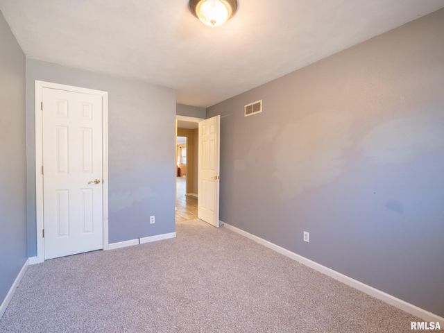 1417 W BRENTWOOD Drive, Dunlap, IL 61525