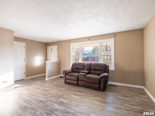 1417 W BRENTWOOD Drive, Dunlap, IL 61525