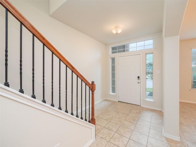 321 Ore LN, Jarrell, TX 76537