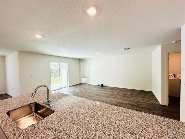 1040 SHERWIN STREET, Port Charlotte, FL 33953