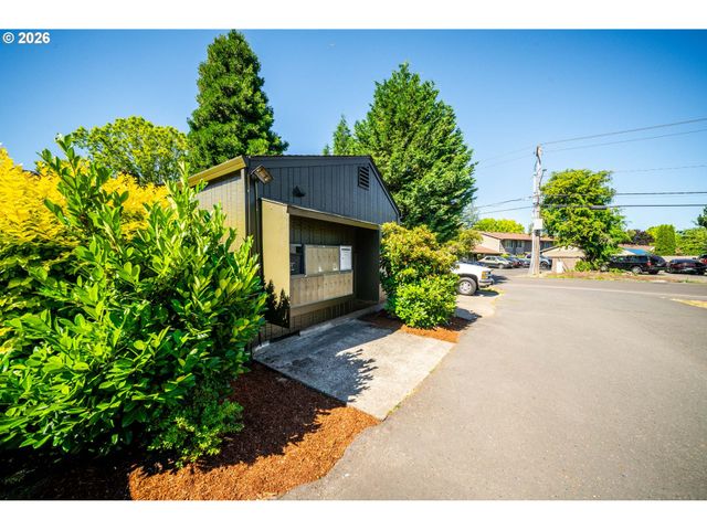 1046 Ne 17TH Ave, Hillsboro, OR 97124
