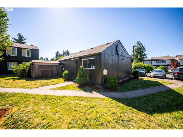 1046 Ne 17TH Ave, Hillsboro, OR 97124