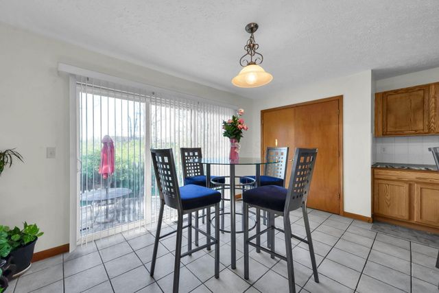 8142 Bellow Park Drive, Reynoldsburg, OH 43068