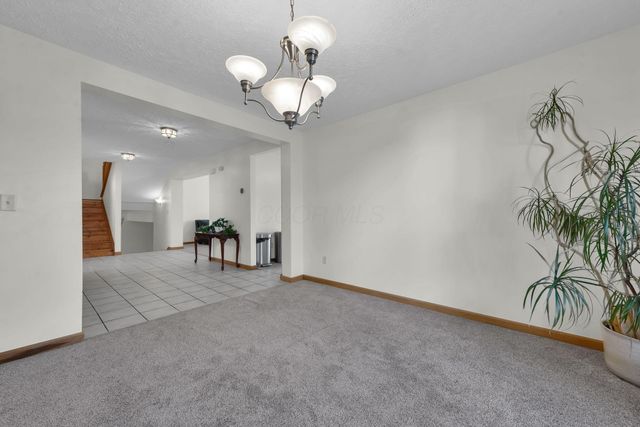 8142 Bellow Park Drive, Reynoldsburg, OH 43068