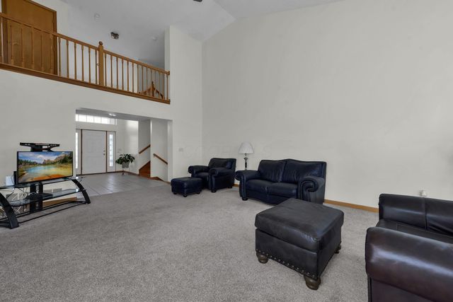8142 Bellow Park Drive, Reynoldsburg, OH 43068