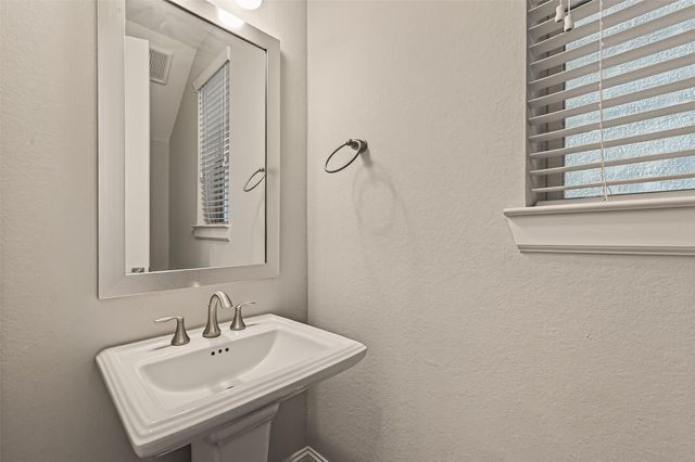 11905 Wedemeyer Way, Houston, TX 77082