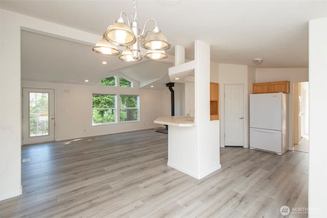 2532 W 16th Street, Port Angeles, WA 98363