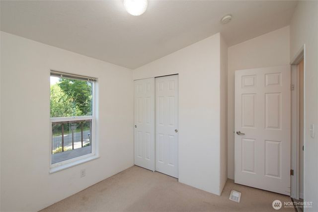 2532 W 16th Street, Port Angeles, WA 98363
