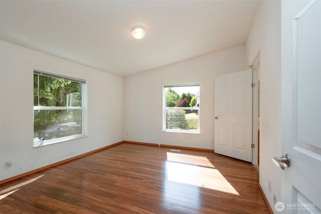2532 W 16th Street, Port Angeles, WA 98363