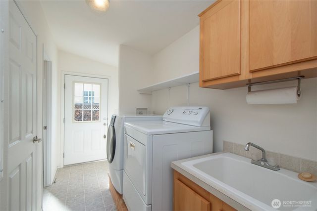 2532 W 16th Street, Port Angeles, WA 98363