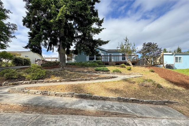 2532 W 16th Street, Port Angeles, WA 98363