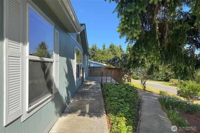 2532 W 16th Street, Port Angeles, WA 98363