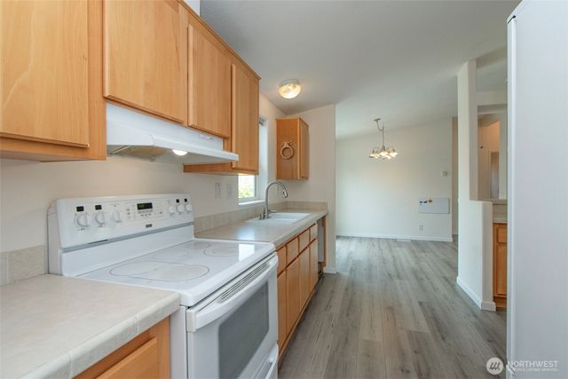 2532 W 16th Street, Port Angeles, WA 98363