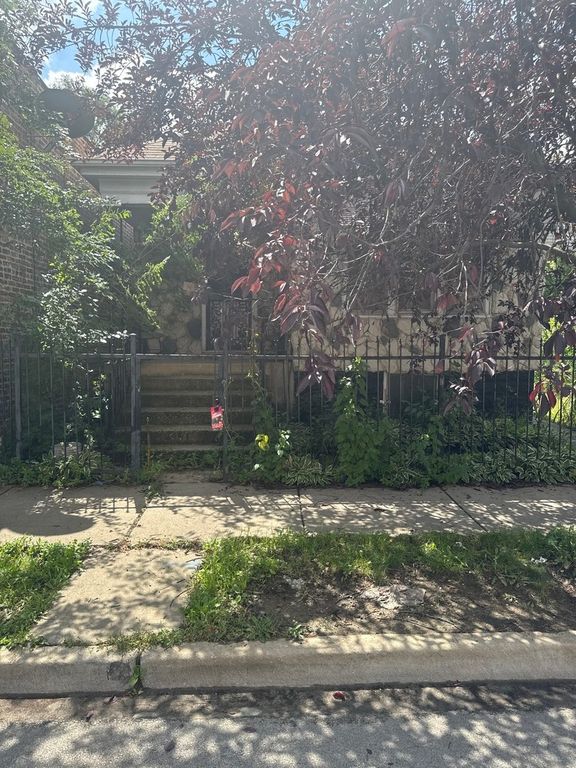 1205 E 93rd Street, Chicago, IL 60619