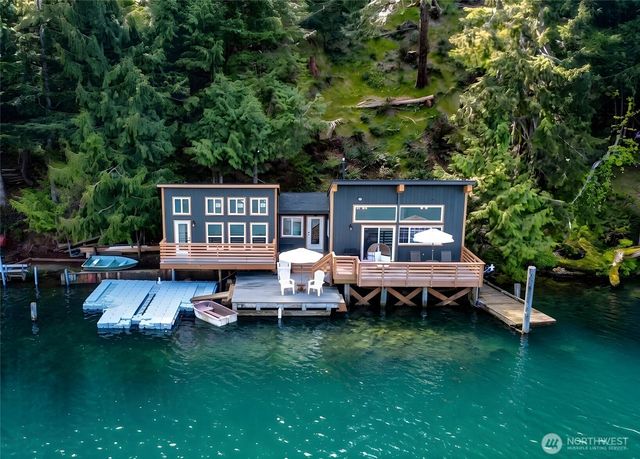 570 S Shore Road, Port Angeles, WA 98363