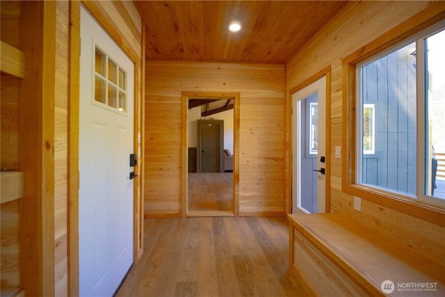 570 S Shore Road, Port Angeles, WA 98363