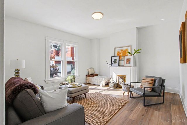 1532 William Howard Taft Road, Cincinnati, OH 45206