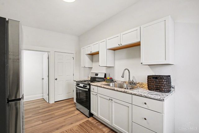 1532 William Howard Taft Road, Cincinnati, OH 45206