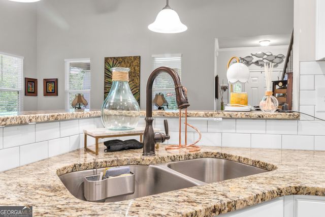 202 Riverpoint Way, Jackson, GA 30233
