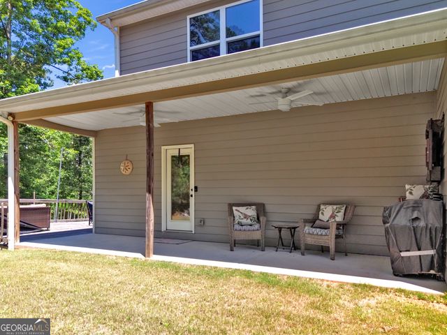 202 Riverpoint Way, Jackson, GA 30233