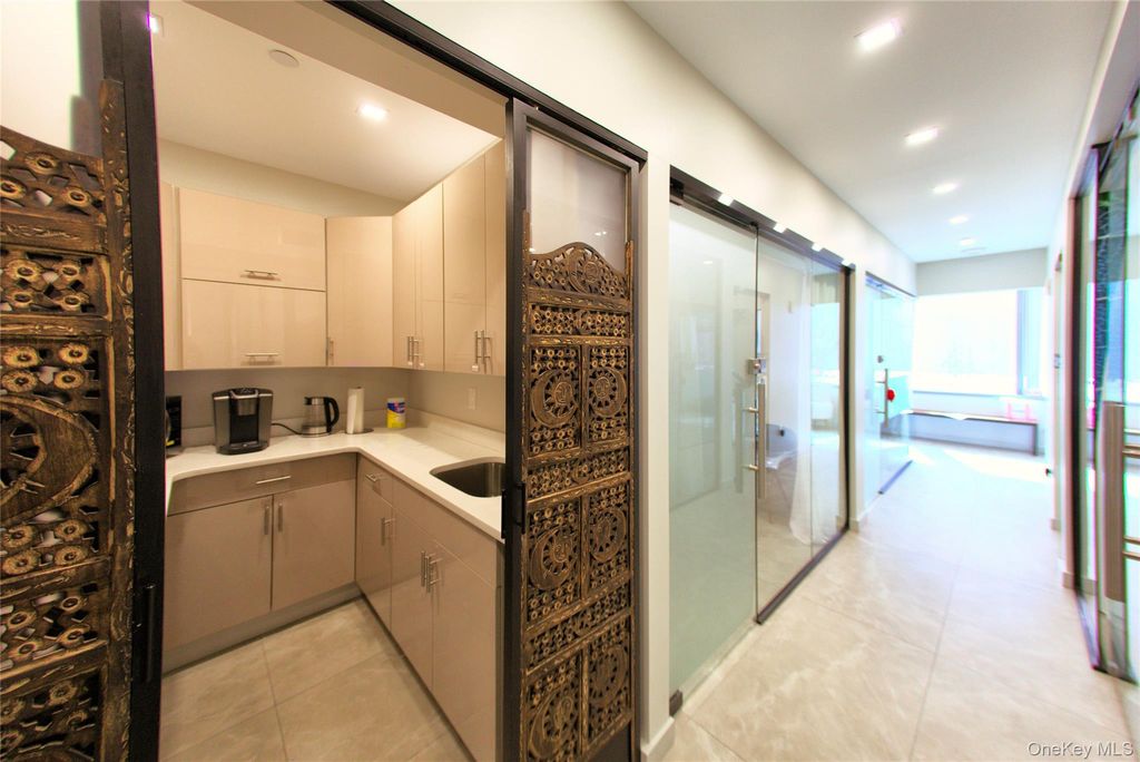 38-08 Union Street 2K, Flushing, NY 11354 — photo 5