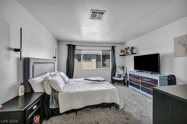 6443 Big Pine Way, Las Vegas, NV 89108