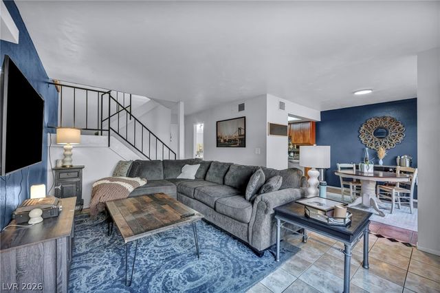 6443 Big Pine Way, Las Vegas, NV 89108