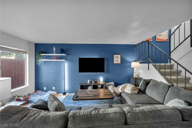 6443 Big Pine Way, Las Vegas, NV 89108