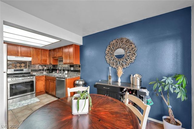 6443 Big Pine Way, Las Vegas, NV 89108