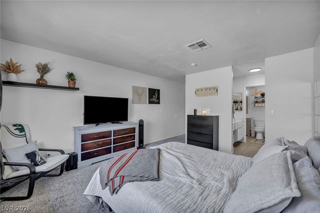 6443 Big Pine Way, Las Vegas, NV 89108