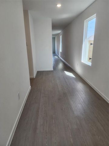 21626 Willow River Canyon Lane, Waller, TX 77484