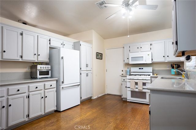 7725 Stoney Creek Court, Highland, CA 92346