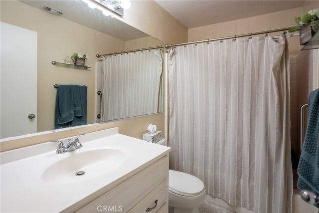 7725 Stoney Creek Court, Highland, CA 92346