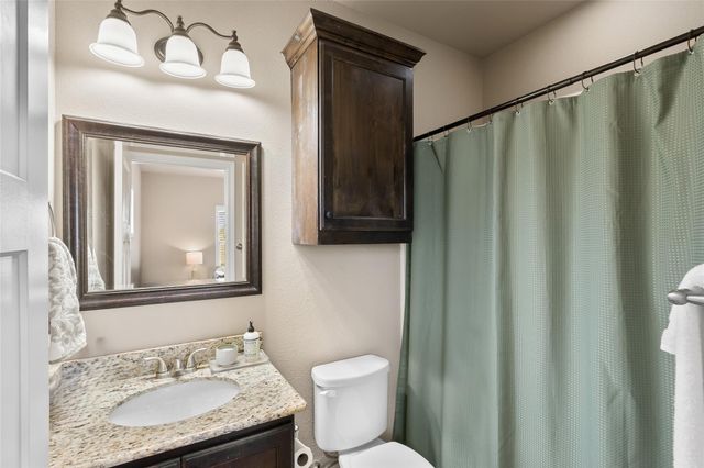 4032 Golden Eagle Drive, Bryan, TX 77808