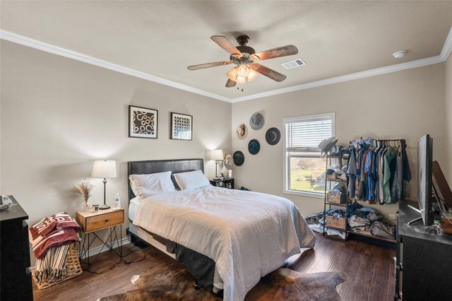 4032 Golden Eagle Drive, Bryan, TX 77808