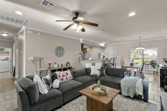 4032 Golden Eagle Drive, Bryan, TX 77808